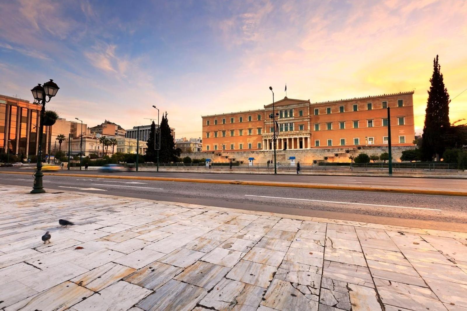 Walk To Syntagma,From A Prime-Location, Luxury Apt 雅典 外观 照片