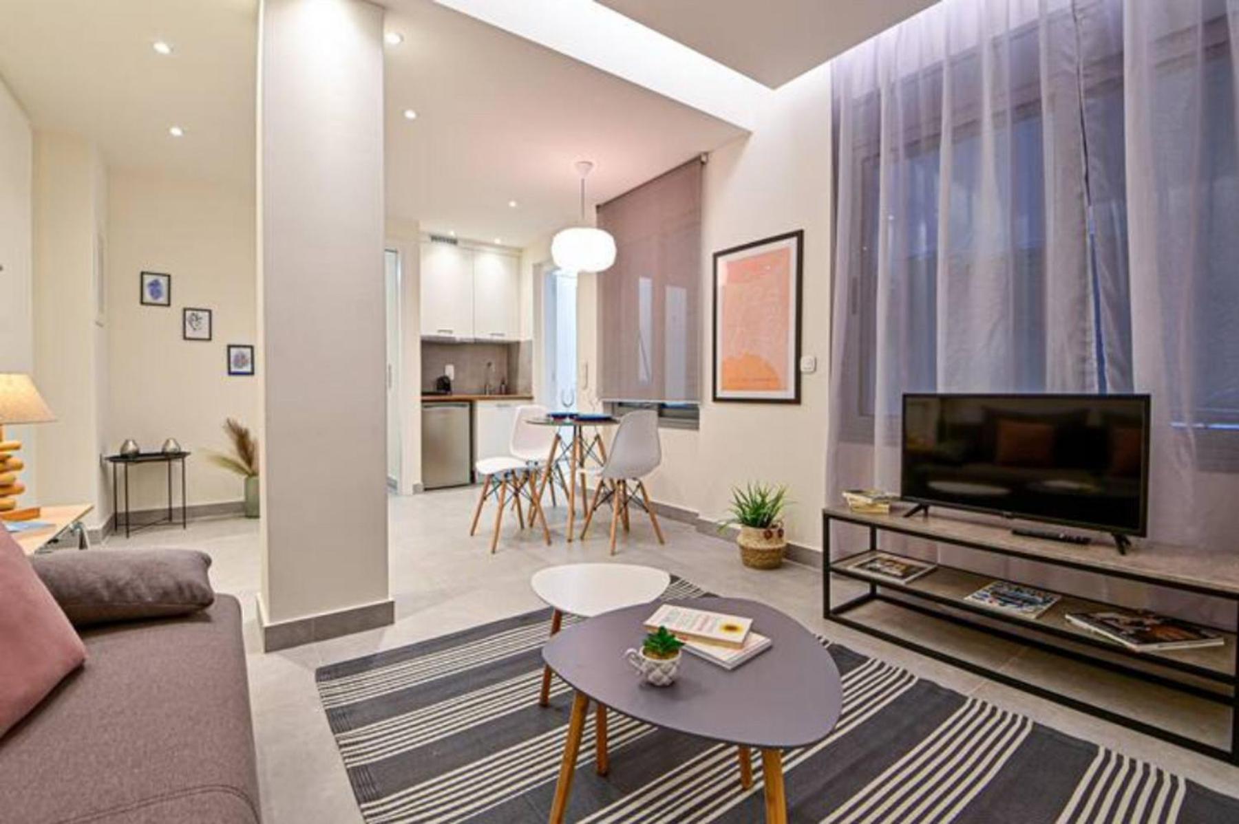 Walk To Syntagma,From A Prime-Location, Luxury Apt 雅典 外观 照片